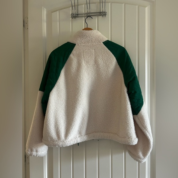 aerie Cream Sherpa Jacket with Green Quilted Shoulders - Picture 5 of 14